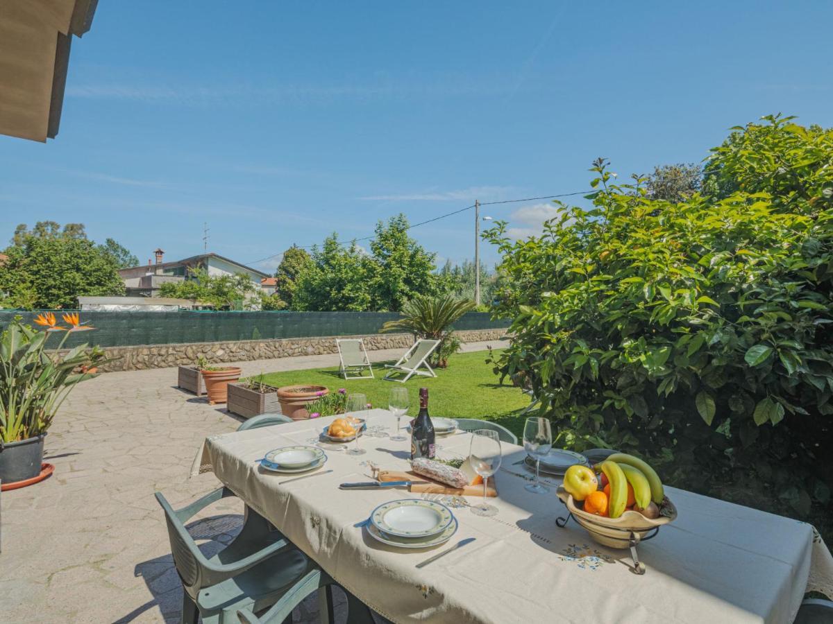 Apartment Emiliano By Interhome Marina di Massa Dış mekan fotoğraf